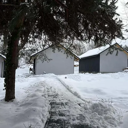 Mis Szálloda *