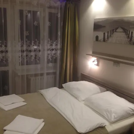 Mis Hotel *